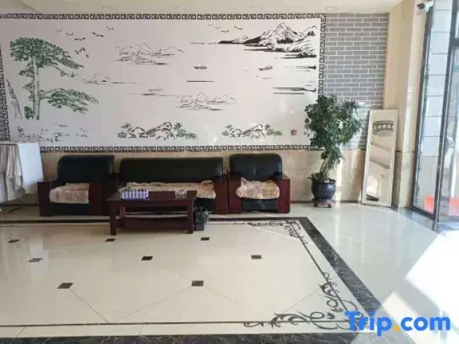 Rixin Hotel (Horqin Left Middle Banner Second Branch)