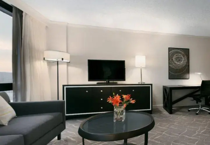 The Wynfrey Hotel