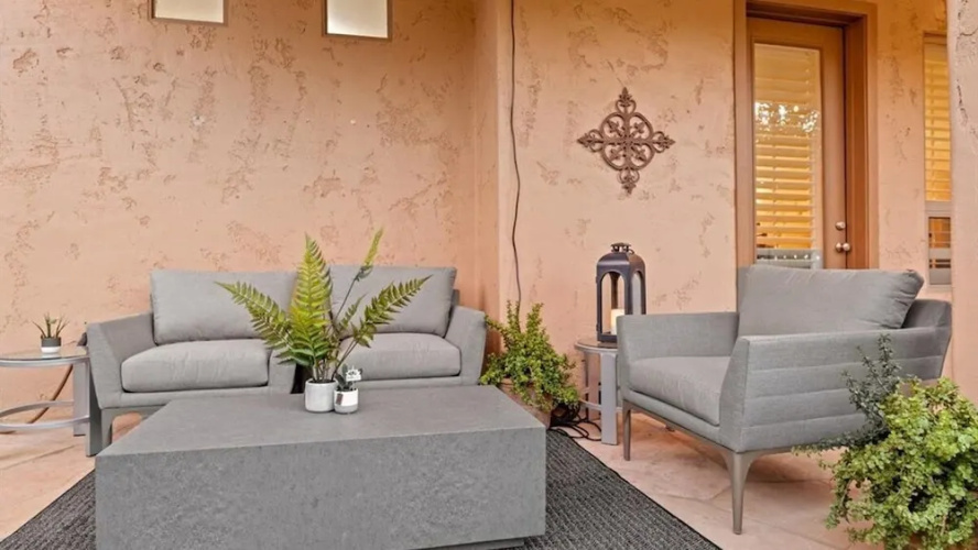 Massive North Scottsdale 6 Bdrm w/ Oasis Backyard!