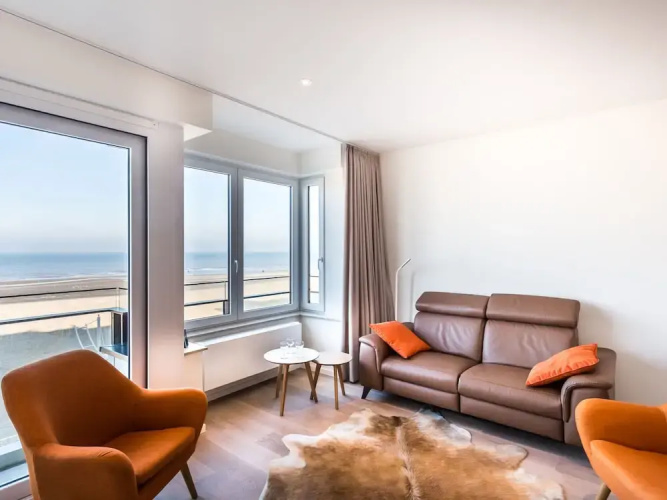 Apartment by the Beach