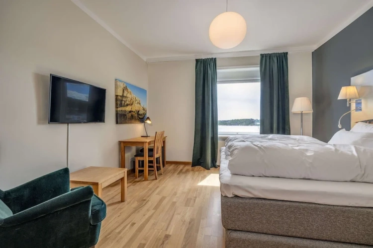 Standard Double room with ocean view