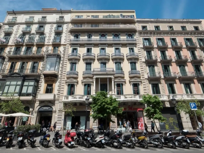 1 Bedroom Apartment with balcony