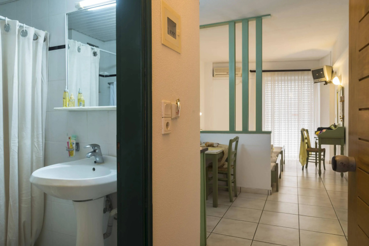 Angela Hotel - Apartments