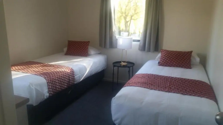 2 Bedrooms Chalet