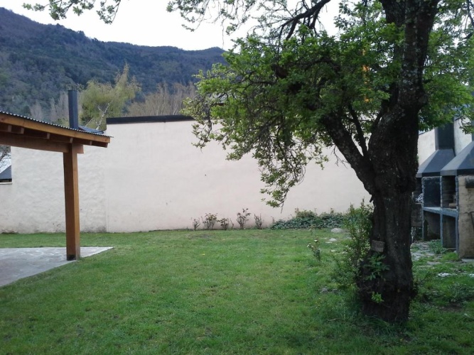2 Bedrooms Cottage