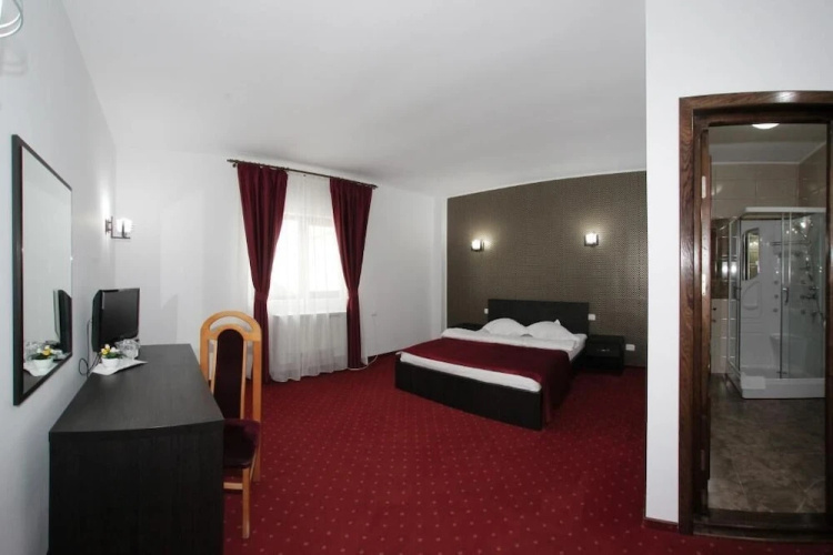 Hotel Rebis International