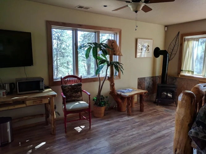 1 Bedroom Deluxe Basement room with golf view