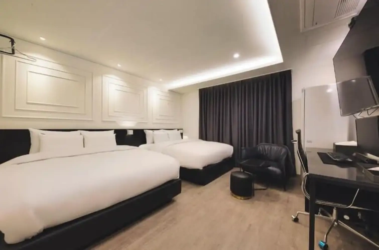 Standard Family room