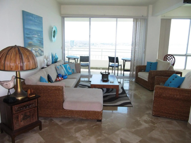 Penthouse de lujo. Carabelas de Colón