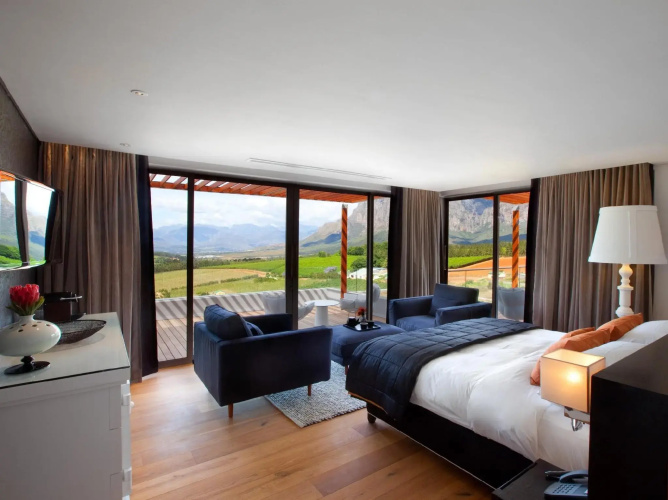 Clouds Estate