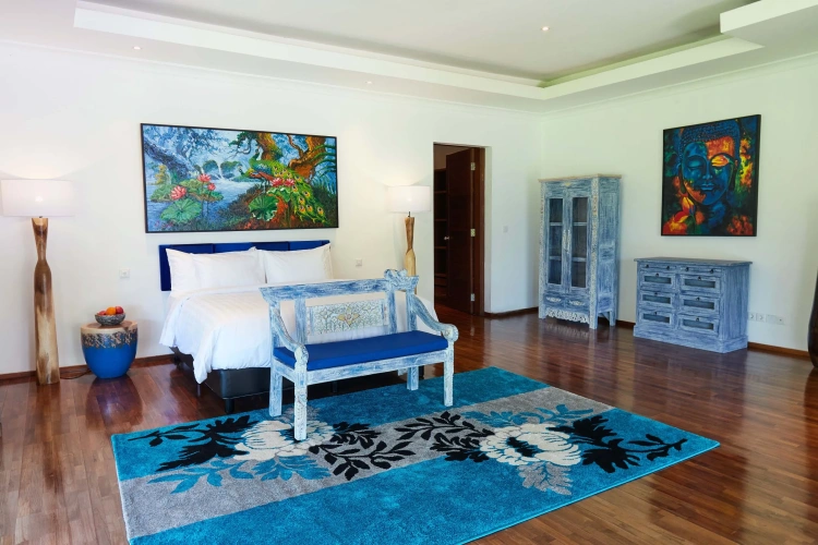 3 Bedrooms Villa