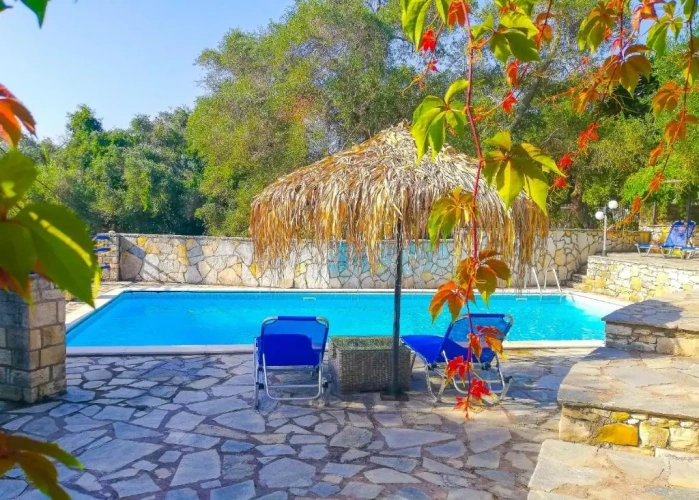 3 Bedrooms Villa