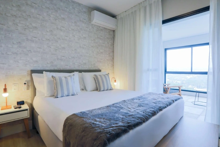 Standard Double room with view