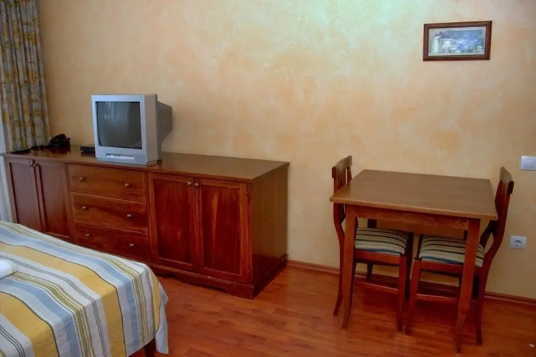 Triász Aparthotel