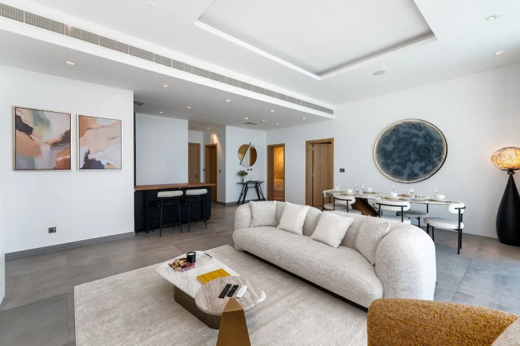 Refined 3BR Apt w Beach Access at The Palm