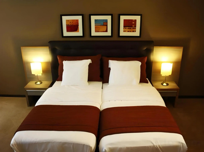 Hyllit Hotel