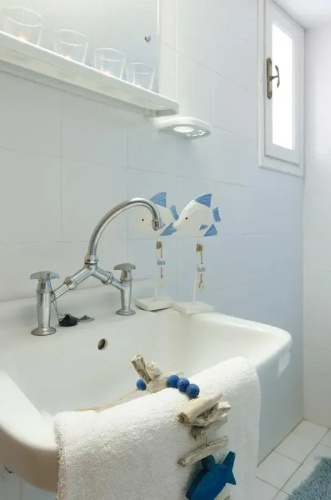 Aglaia Apartments