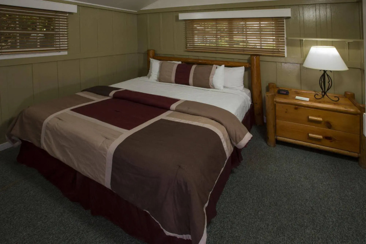 Carmel River Inn & Cottages