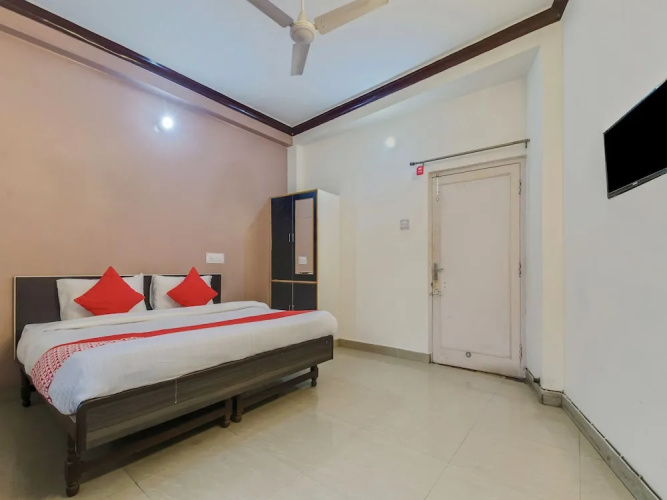 OYO 24635 Hotel Rudransh