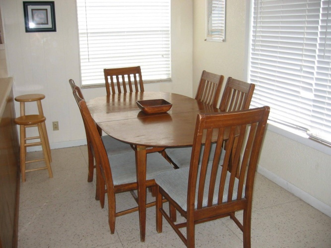 Inner Island Condos by Island Services
