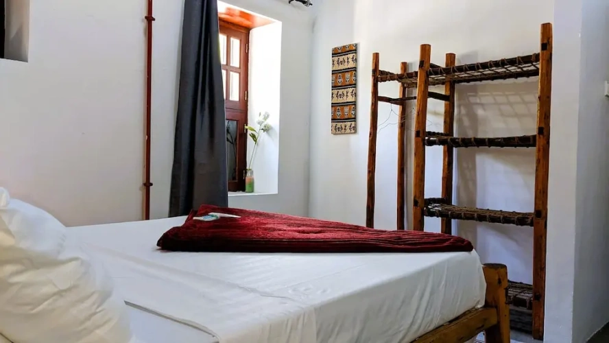 1 Bedroom Apartment with city view
