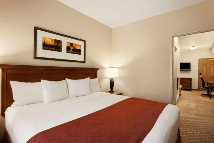 1 Bedroom Double Suite
