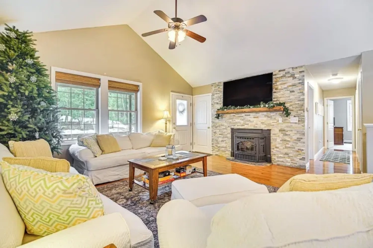 3 Bedrooms Cottage