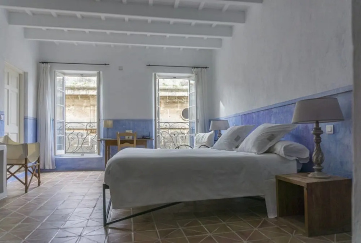 Hotel Tres Sants