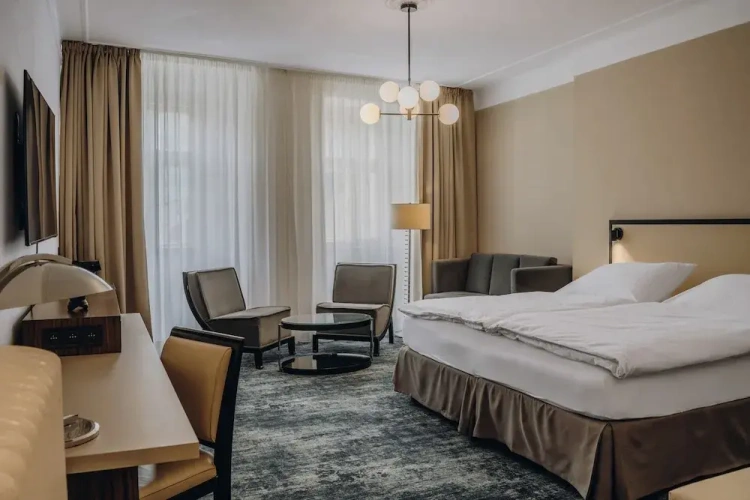Superior Double room with river view