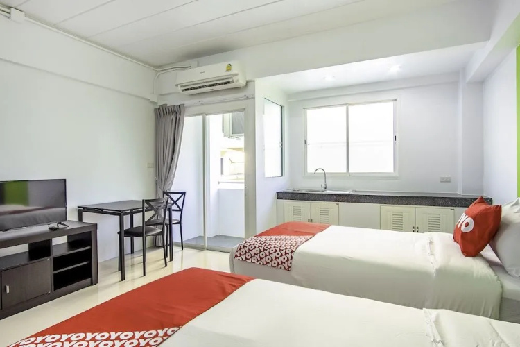 OYO 601 C W Mansion Phuket