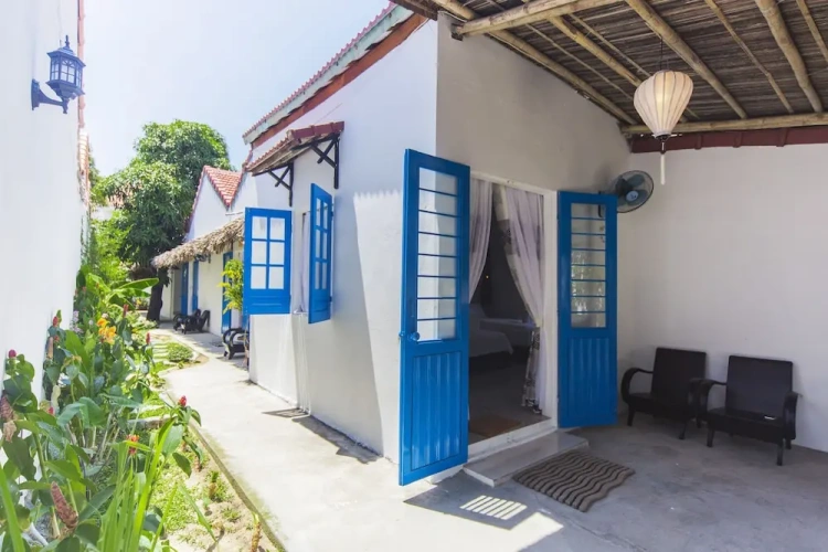 Deluxe Bungalow