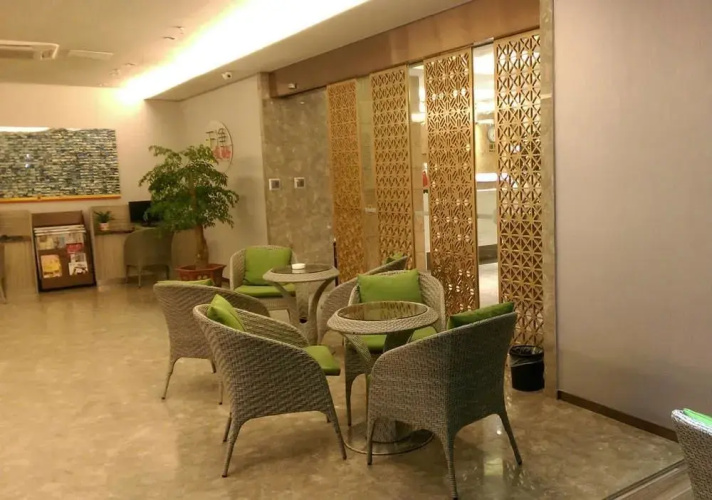 Super 8 Hotel