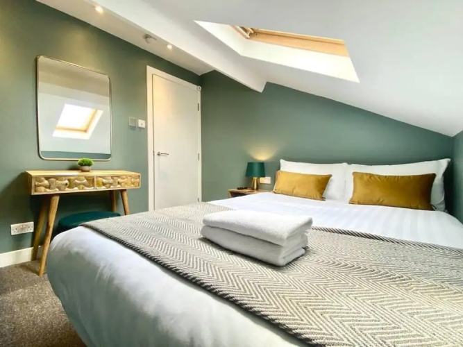 Host Stay Canning Quarters III