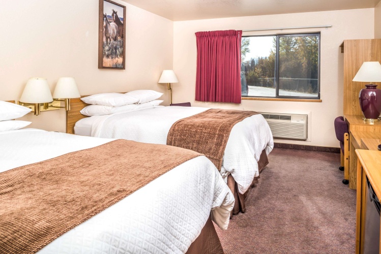 Super 8 By Wyndham St. Regis photo 7
