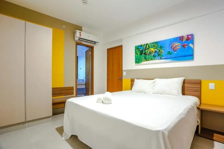 2 Bedrooms Apartment