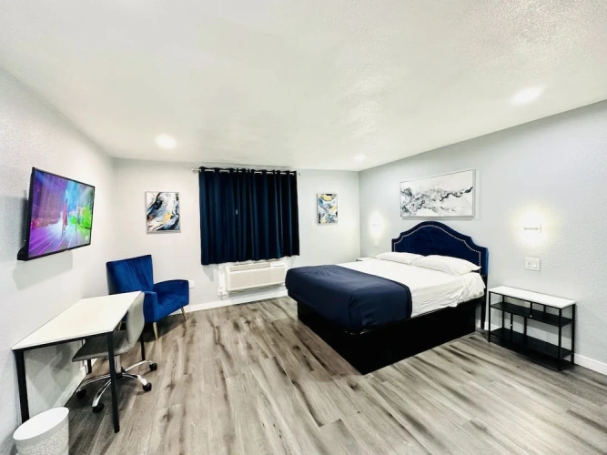 Deluxe Single room