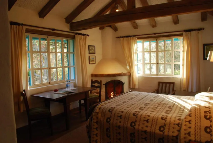 Las Palmeras Inn