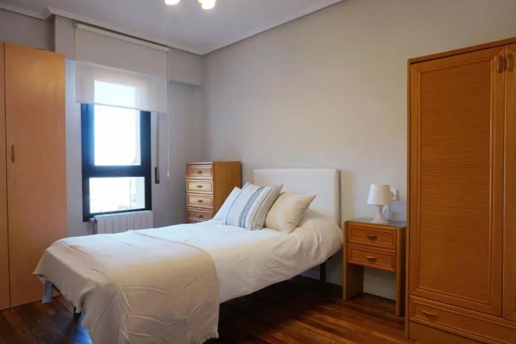 3 Bedrooms Apartment