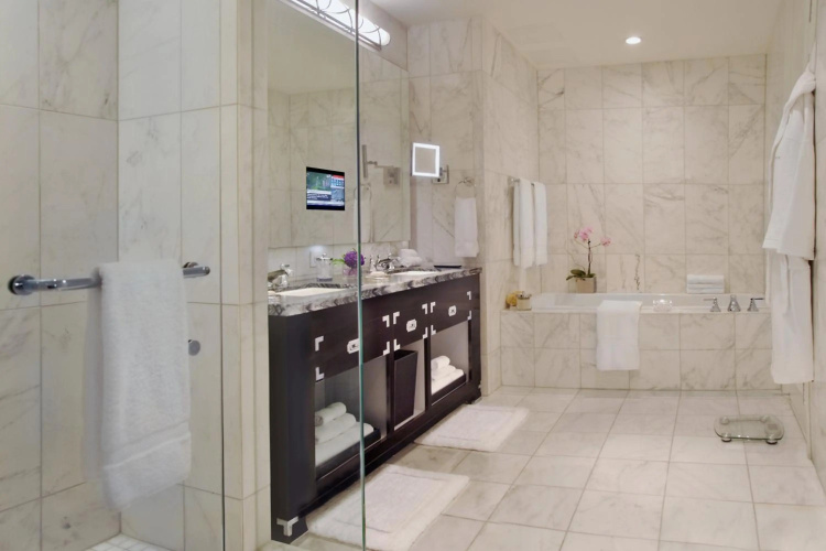 The St. Regis Toronto photo 11