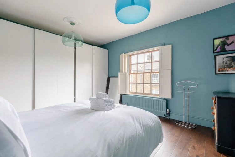 Trendy 2BD House 5 Mins From Willesden Junction!