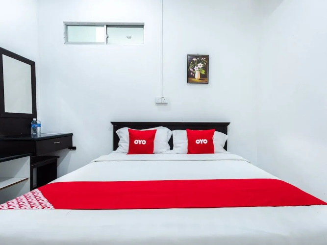 OYO 89621 Aradah Hotel
