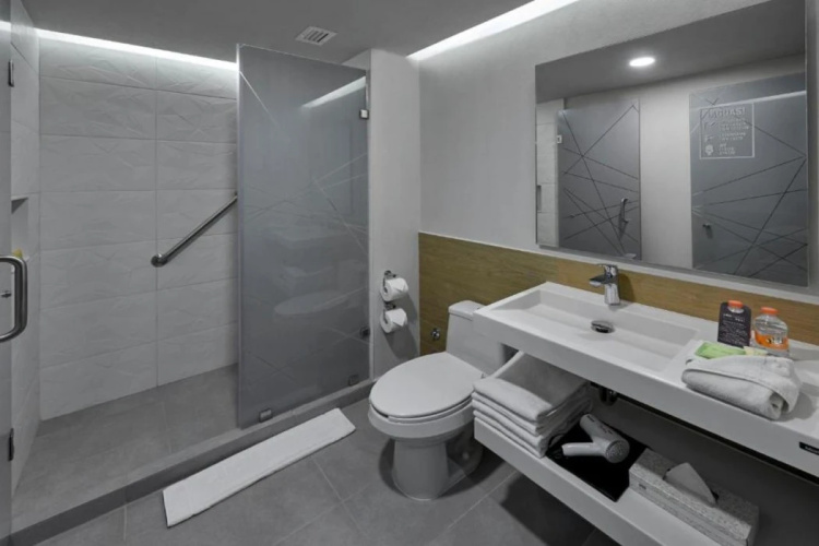 City Express Suites by Marriott Cancún Aeropuerto Riviera