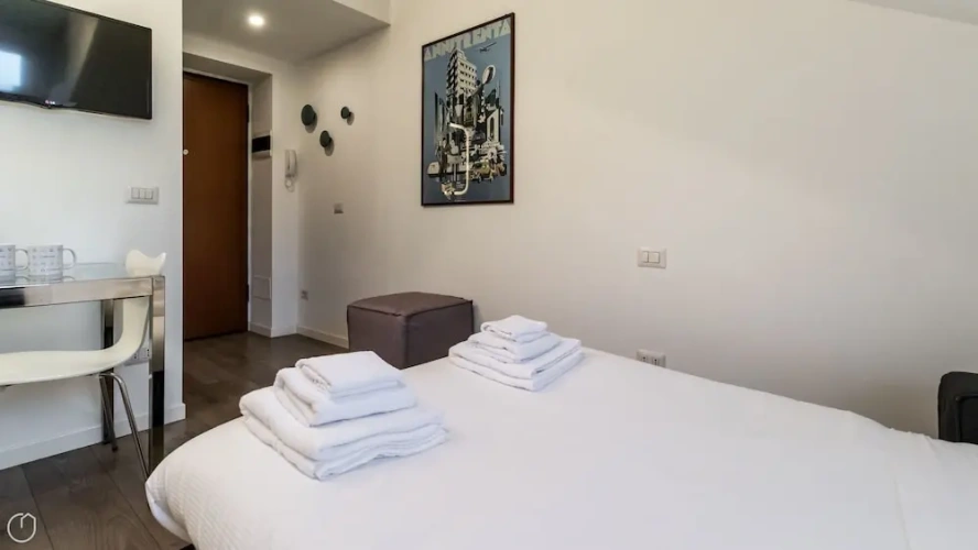 1 Bedroom Apartment