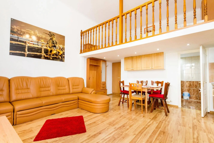 Grand Boulevard Apartments