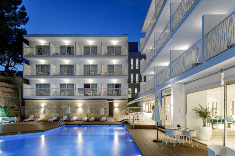 Hotel Tora photo 18