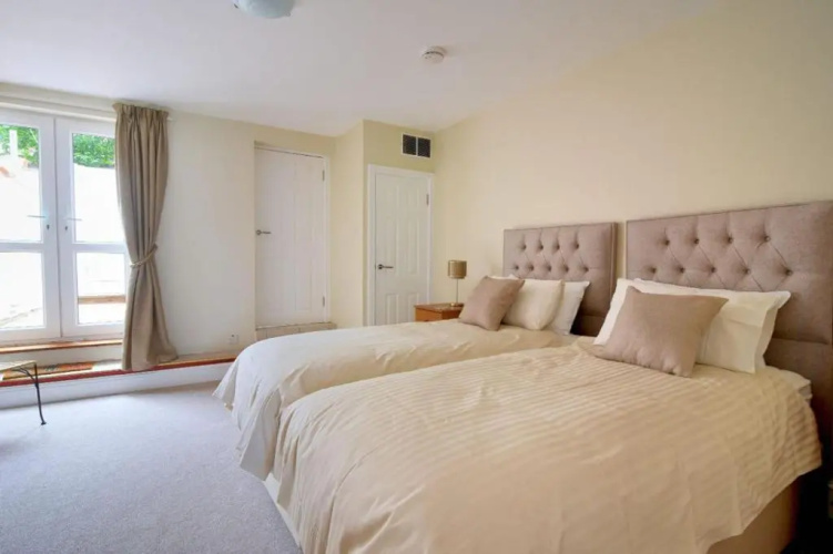 The Garden Suite