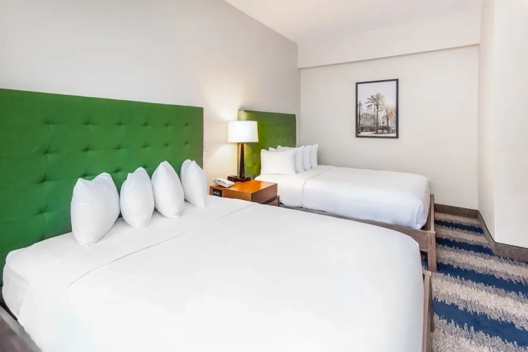 Quadruple Suite