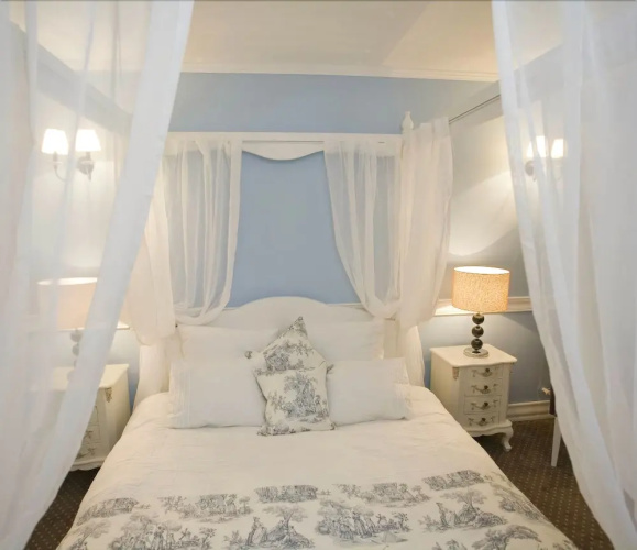 Akasha Retreat
