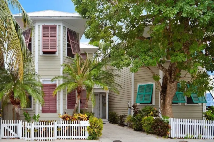 2 Bedrooms Cottage