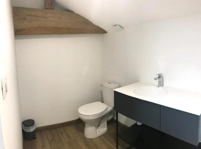 3 Bedrooms Cottage